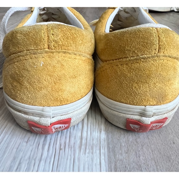 Vans : Old Skool Golden Yellow Pig Suede sneakers - Picture 6 of 10